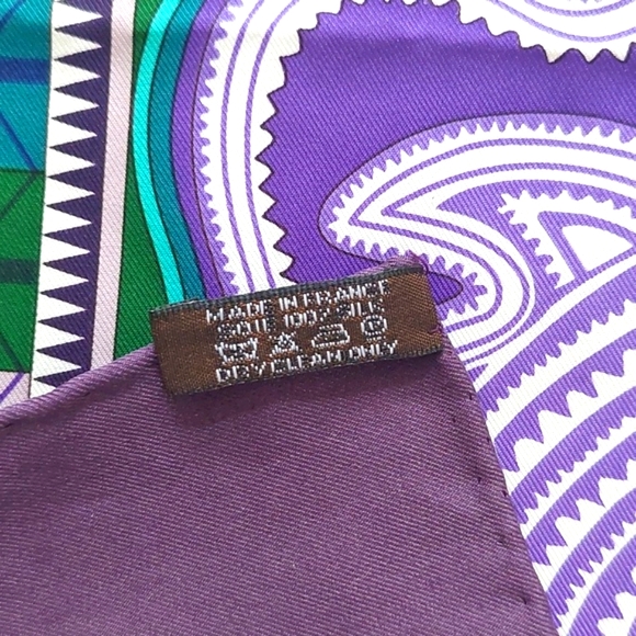 Hermes cent plis des miao scarf - Picture 8 of 15